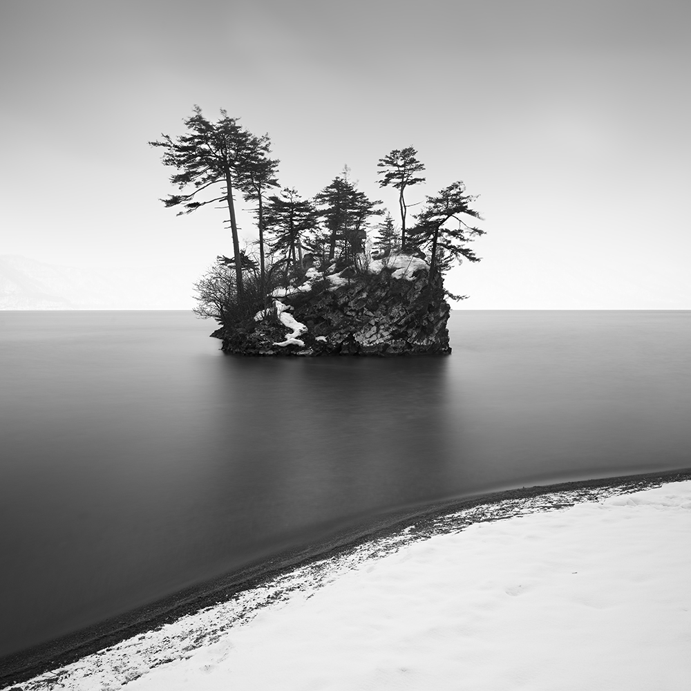 SNOW SHOWERS -HONSHU -JAPAN -2023