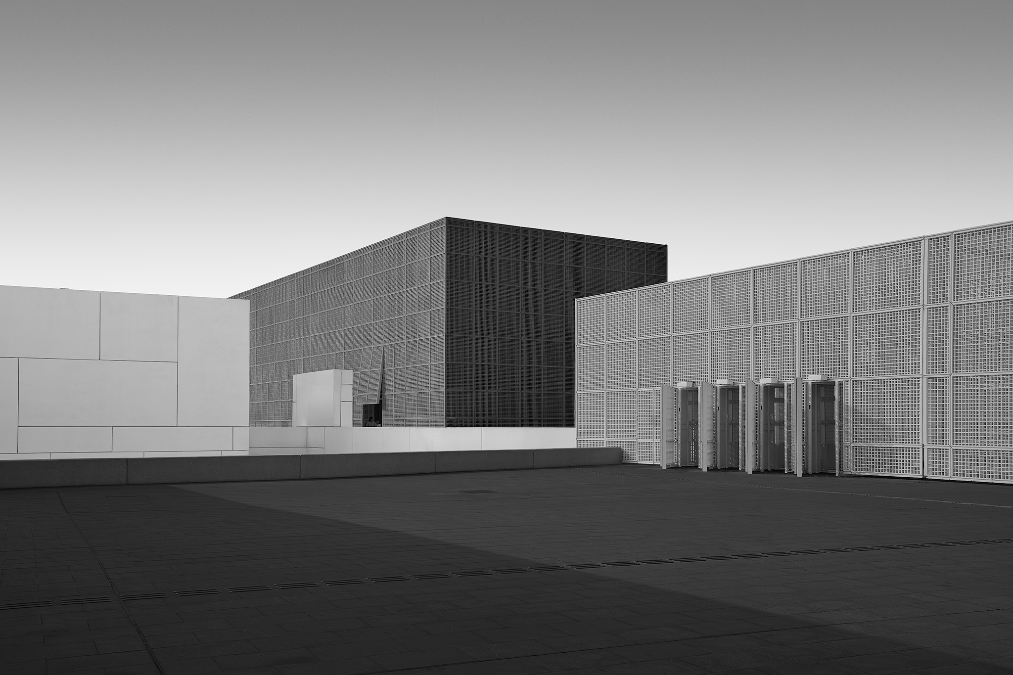 BOXES -UAE -2025