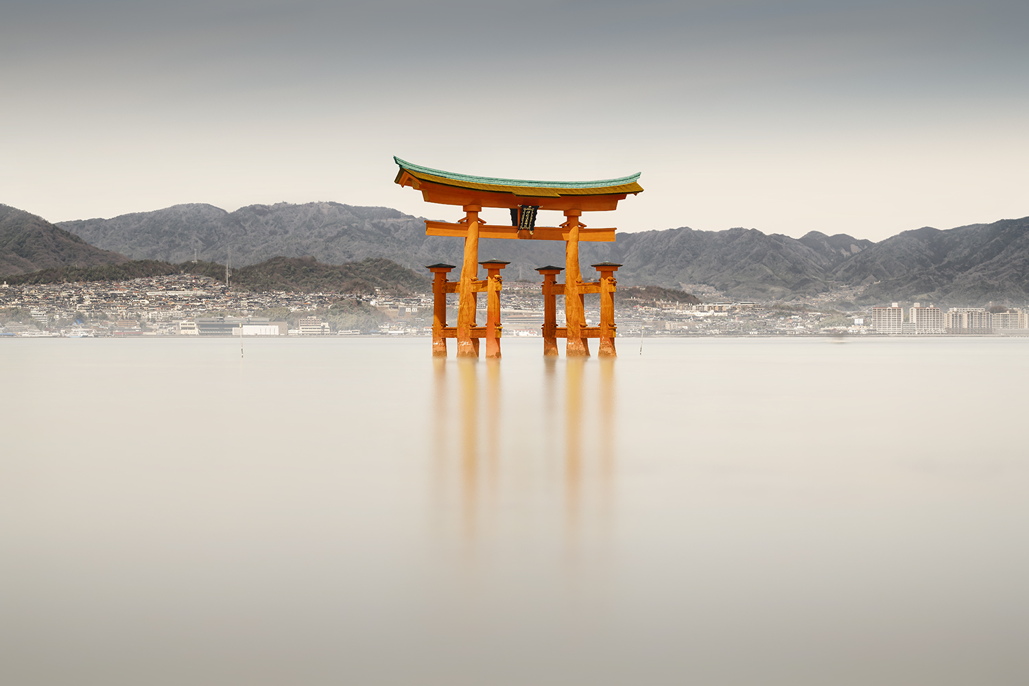 GATE TORII NO.10 -HONSHU -JAPAN -2019