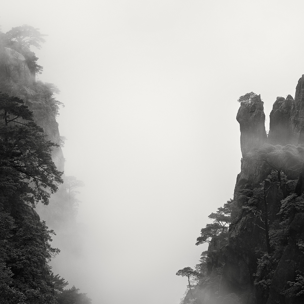 黄山 MOUNTAINS NO.3-ANHUI -CHINA -2019