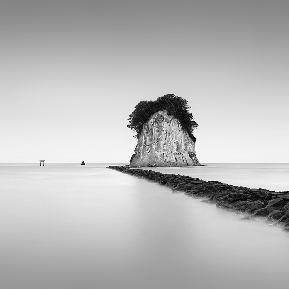 LONE ISLAND NO.2 -HONSHU -JAPAN -2019