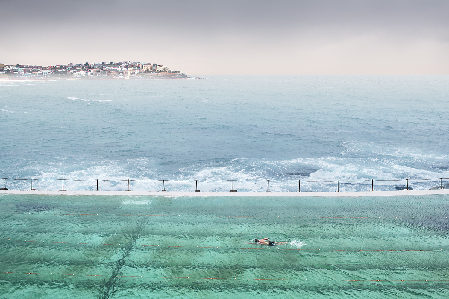 CALM & SURGE -SYDNEY -AUSTRALIA -2017